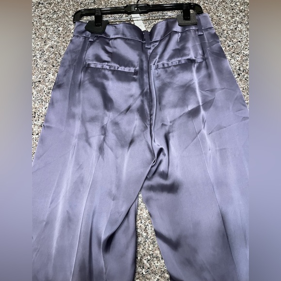Vince Pleat Front Shiny Pant in purple——Size 6–NWT - Picture 7 of 14